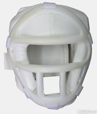Шлем для карате с пластиковой решёткой