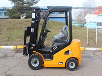 Погрузчик UN Forklift FD18T